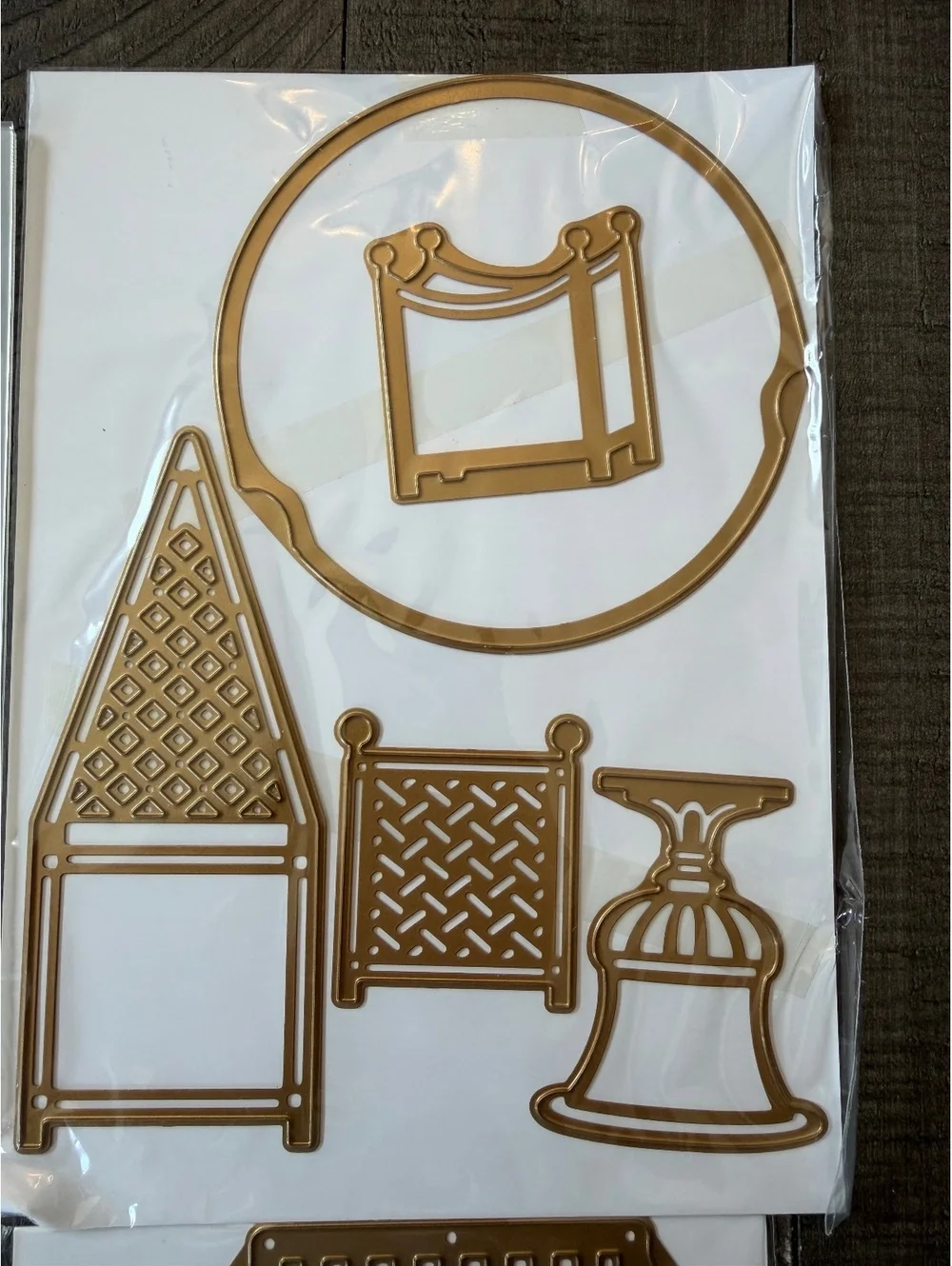Anna Griffin Trelliage Cut & Emboss Dies die cut set with embossing folders